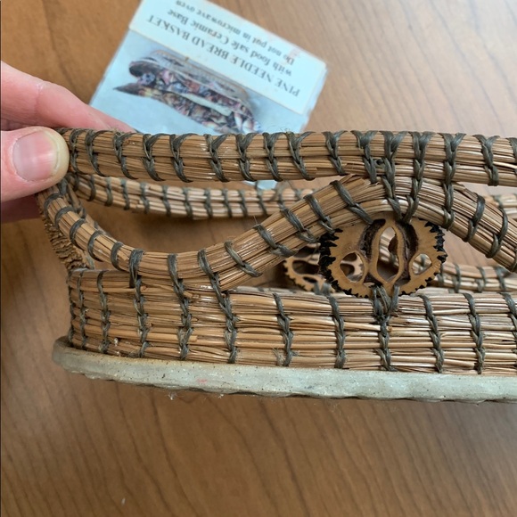 Vintage Handmade Pine Needle Ceramic Bottom Bread Basket - Picture 3 of 8